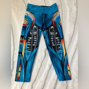 INKnBURN Blue robot Print Capris sz2